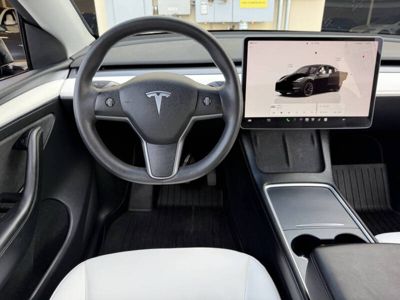 2023 Tesla Model Y Long Range