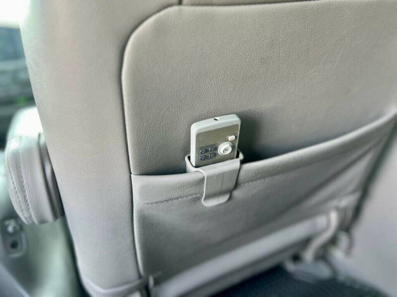 2003 Toyota Sequoia Limited