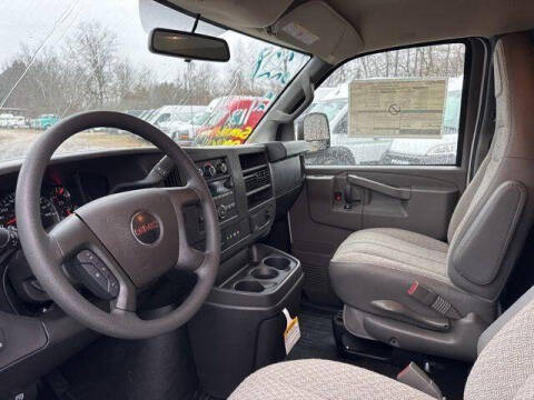 2025 GMC Savana 2500