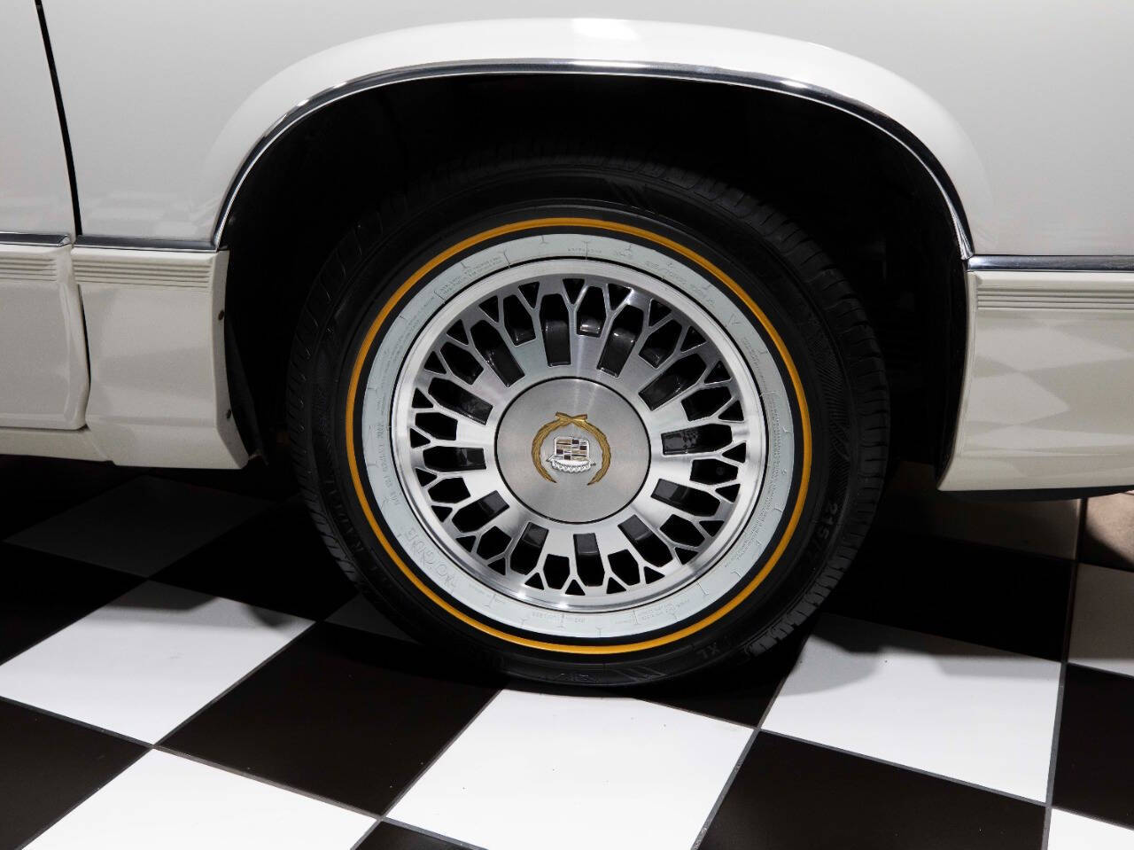 1990 Cadillac DeVille 30