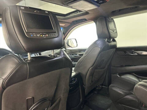 2016 Cadillac Escalade Platinum