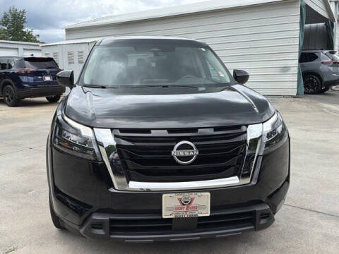 2025 Nissan Pathfinder S