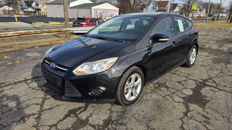 2014 Ford Focus SE's photo