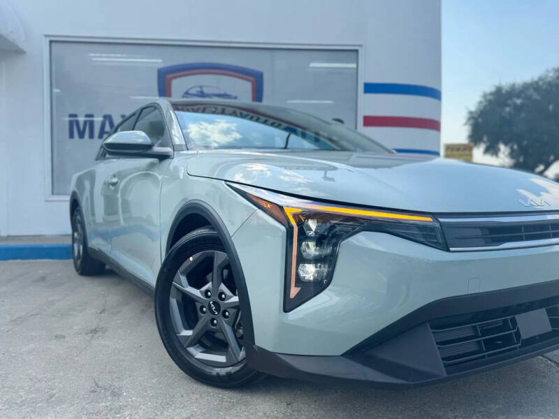 2025 Kia K4