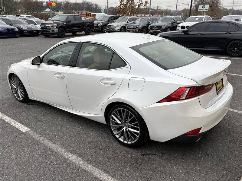 2016 Lexus IS 300
