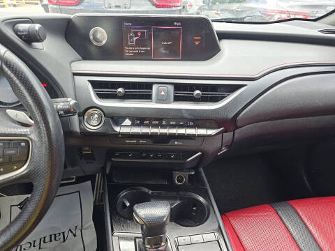 2019 Lexus UX 200 Luxury