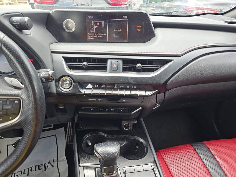 2019 Lexus UX 200 Luxury