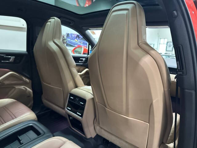 2021 Porsche Cayenne Coupe