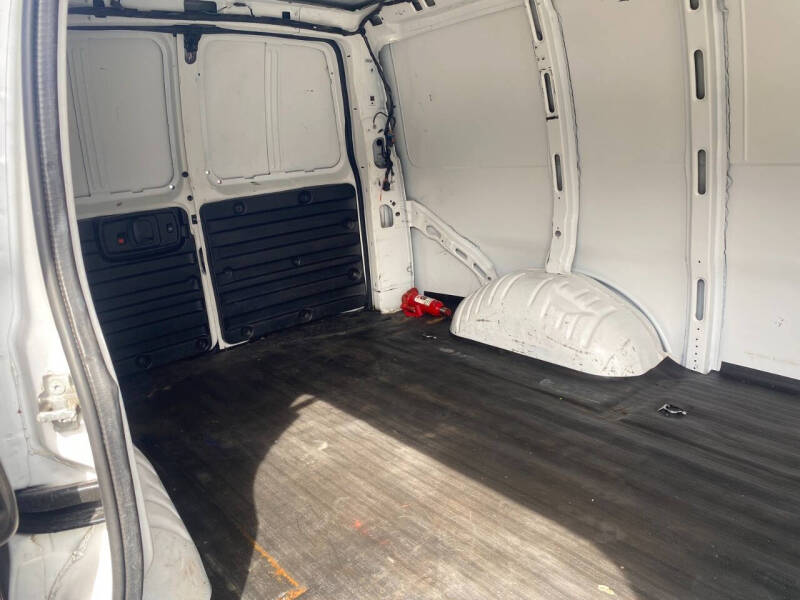 2020 Chevrolet Express 2500
