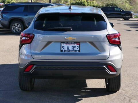 2024 Chevrolet Trax LS