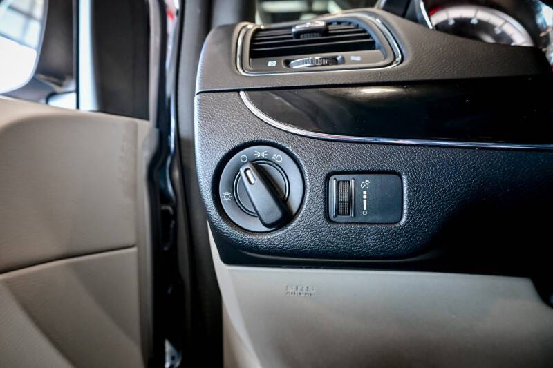 2017 Dodge Grand Caravan SE Plus