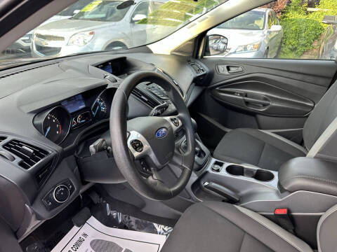 2015 Ford Escape S