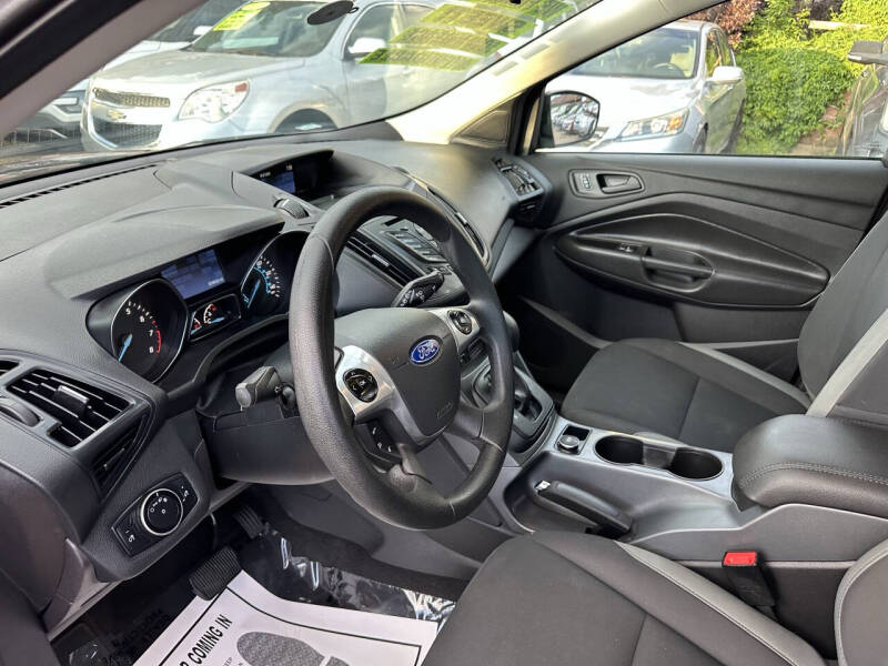 2015 Ford Escape S
