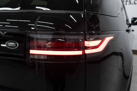 2023 Land Rover Discovery P300 S R-Dynamic