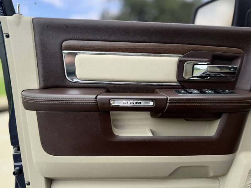 2016 RAM 1500 Laramie