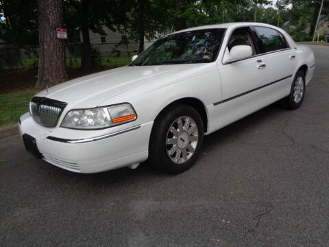 2007 Lincoln Town Car for sale at Liberty Motors in Chesapeake VA