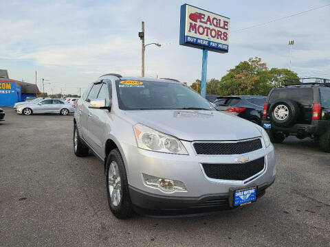 2009 Chevrolet Traverse for sale at Eagle Motors in Hamilton OH