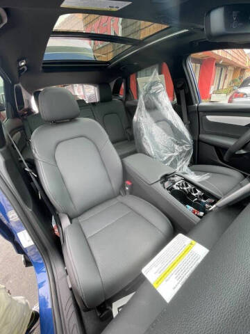 2023 VinFast VF8 Plus City Edition