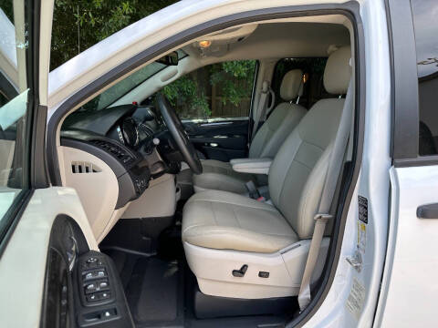 2019 Dodge Grand Caravan SE