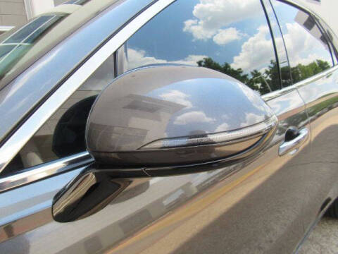 2023 Genesis GV70 2.5T Standard