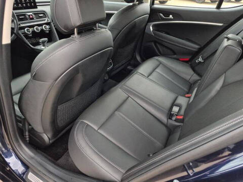 2023 Genesis G70