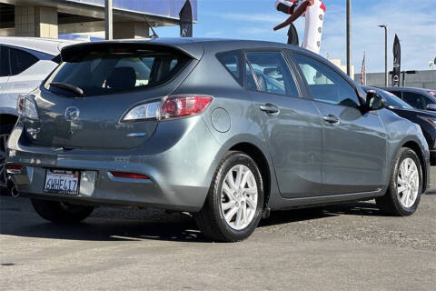 2012 Mazda MAZDA3 i Grand Touring
