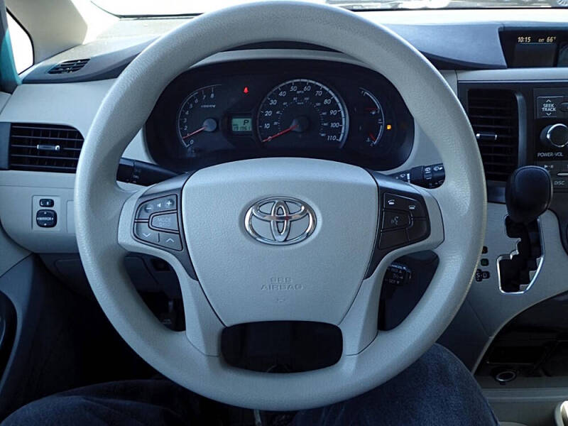 2011 Toyota Sienna