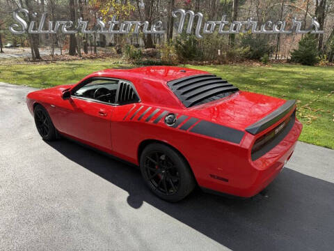 2010 Dodge Challenger SRT8