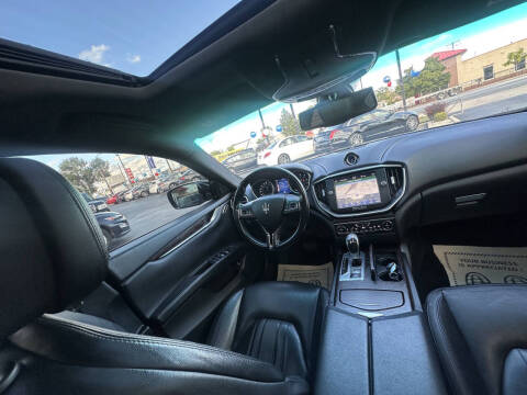 2014 Maserati Ghibli S Q4