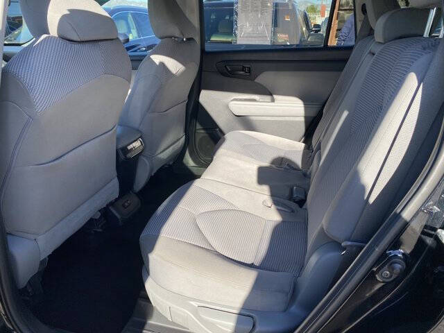 2020 Toyota Highlander L