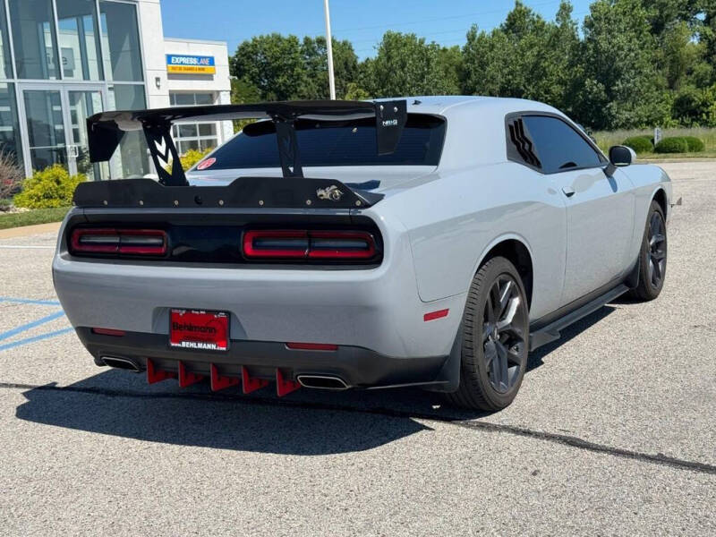 2022 Dodge Challenger SXT