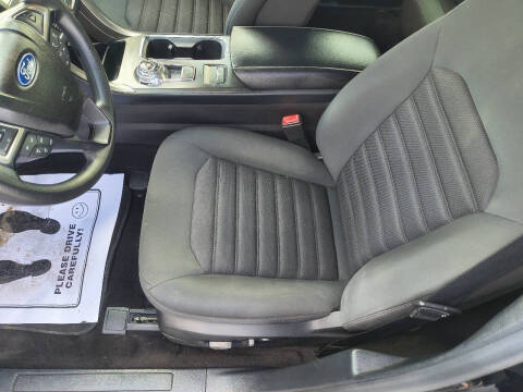 2019 Ford Fusion SE