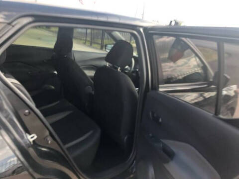 2020 Nissan Kicks S