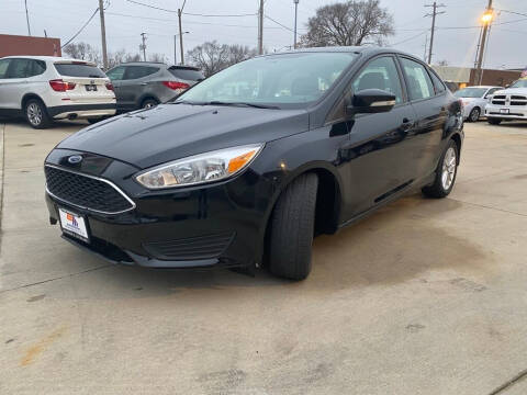 2016 Ford Focus for sale at EURO MOTORS AUTO DEALER INC in Champaign IL