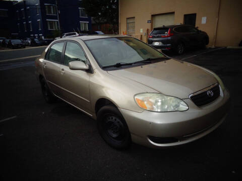 2005 Toyota Corolla LE