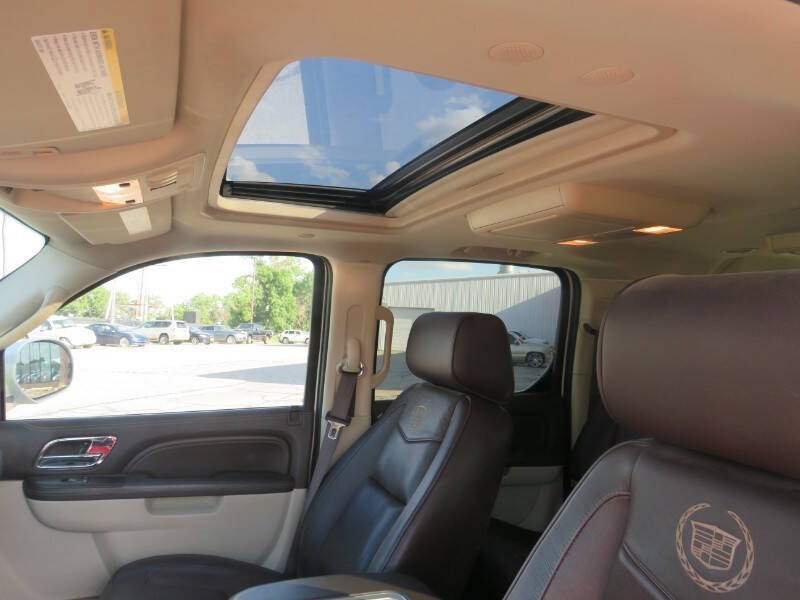 2011 Cadillac Escalade ESV Platinum Edition
