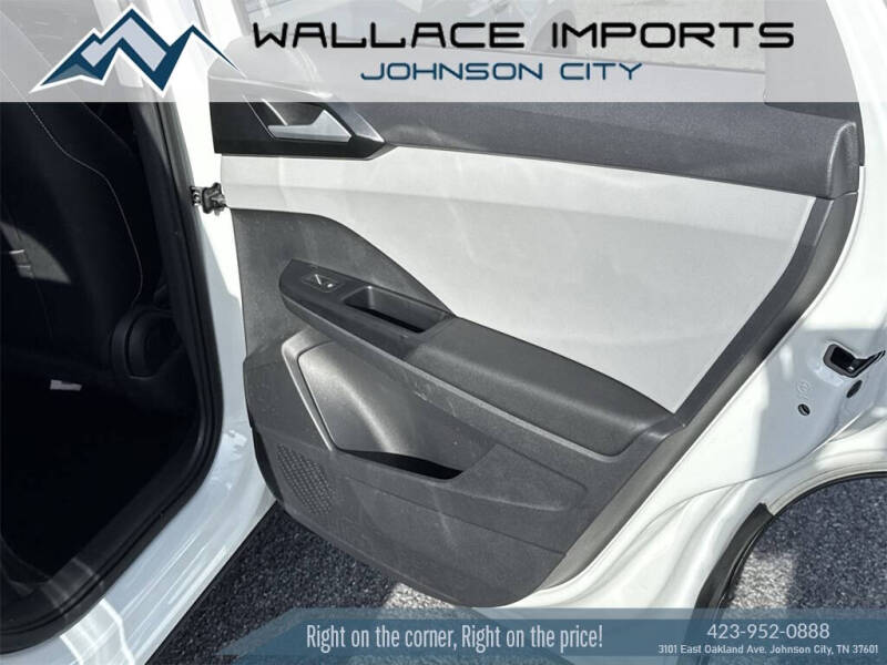 2022 Volkswagen Taos SE 4Motion