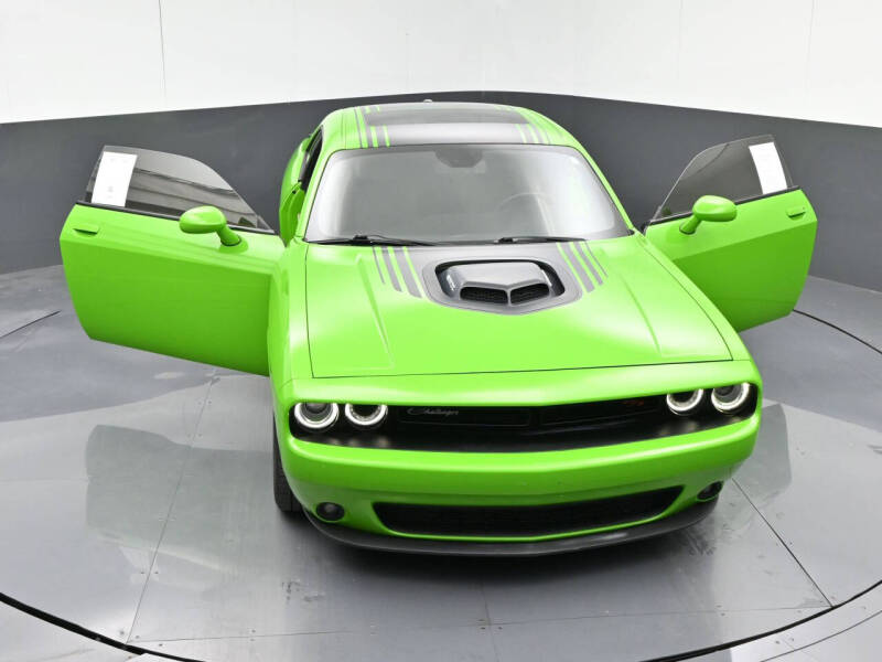 2017 Dodge Challenger R/T Plus