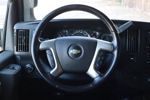 2017 Chevrolet Express LS 2500