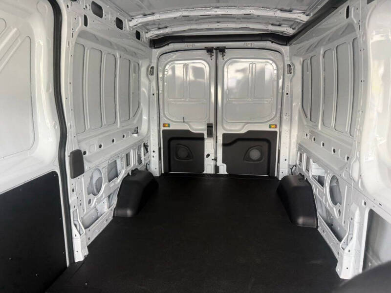 2026 Ford Transit 250