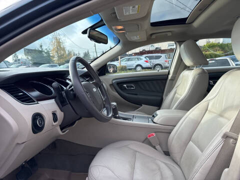 2010 Ford Taurus SEL