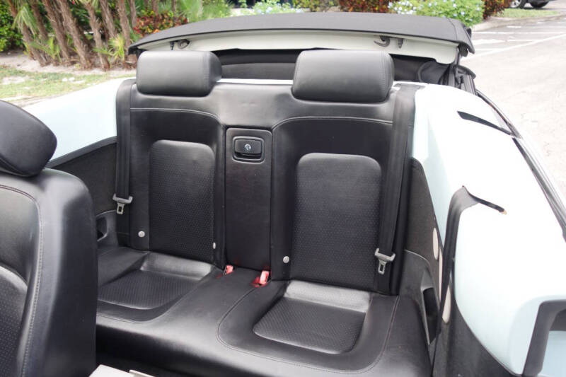2003 Volkswagen New Beetle Convertible GLS