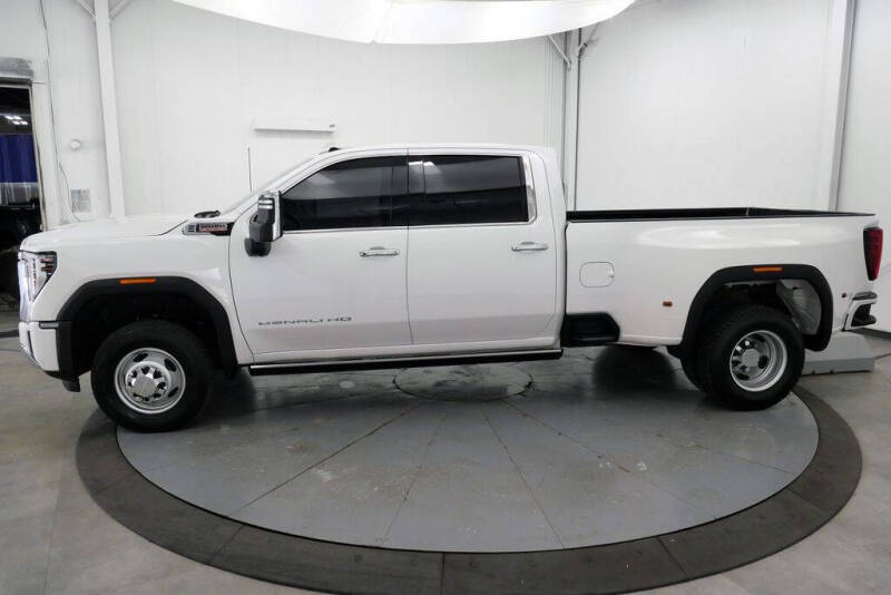 2025 GMC Sierra 3500HD