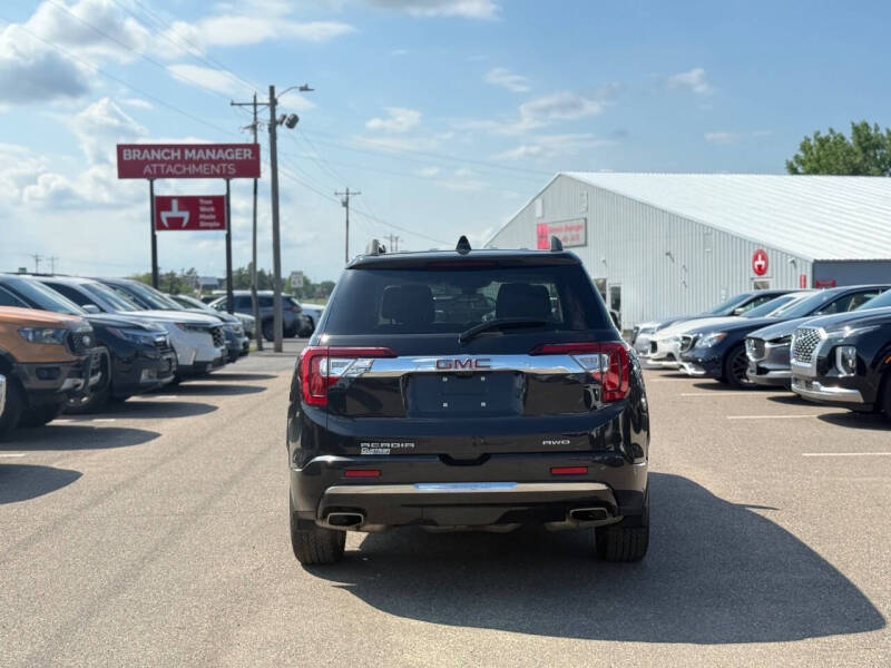 2020 GMC Acadia Denali