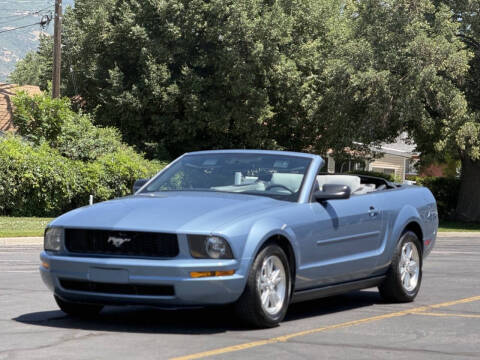 2007 Ford Mustang V6 Deluxe