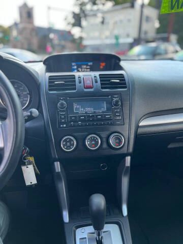 2015 Subaru Forester 2.5i