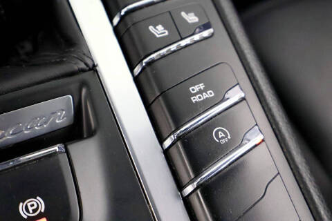 2016 Porsche Macan S