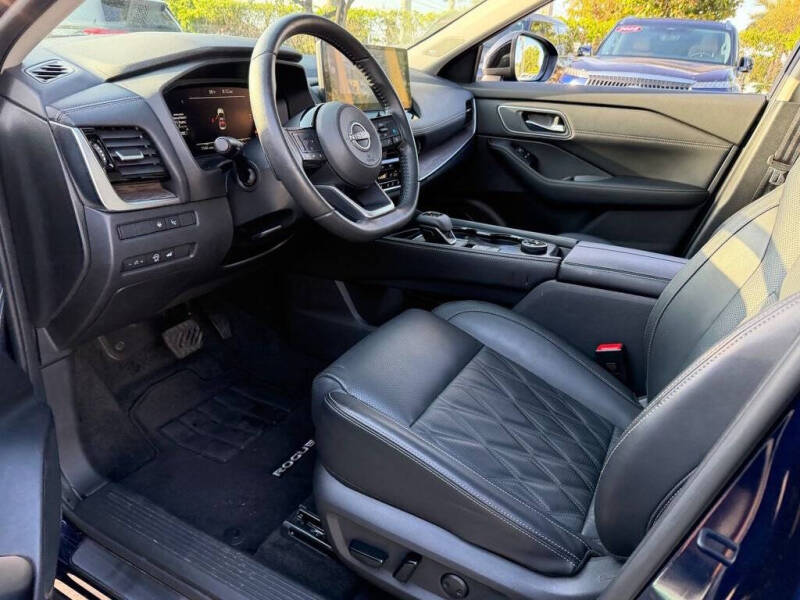 2024 Nissan Rogue Platinum