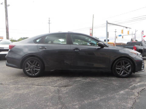 2021 Kia Forte GT Line