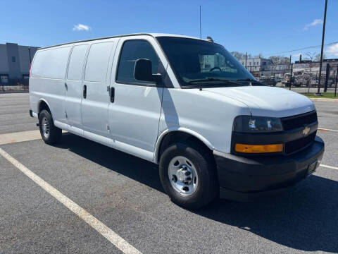 2019 Chevrolet Express 2500